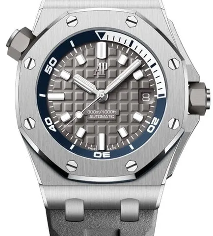 Audemars Piguet Royal Oak Offshore Diver 15720ST.OO.A009CA.01 42mm Stainless steel Gray