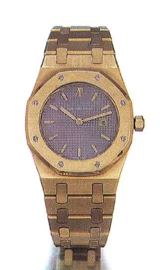 Audemars Piguet Royal Oak 30mm Yellow gold Black