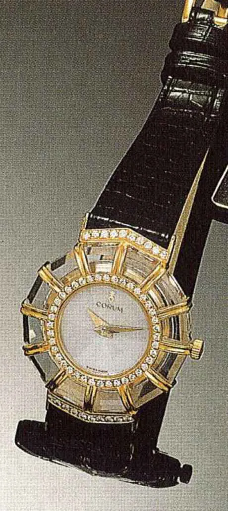 Corum 25mm Yellow gold Mother-of-pearl