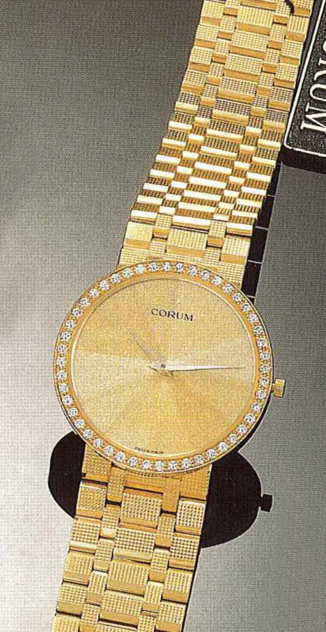 Corum 31mm Yellow gold Champagne