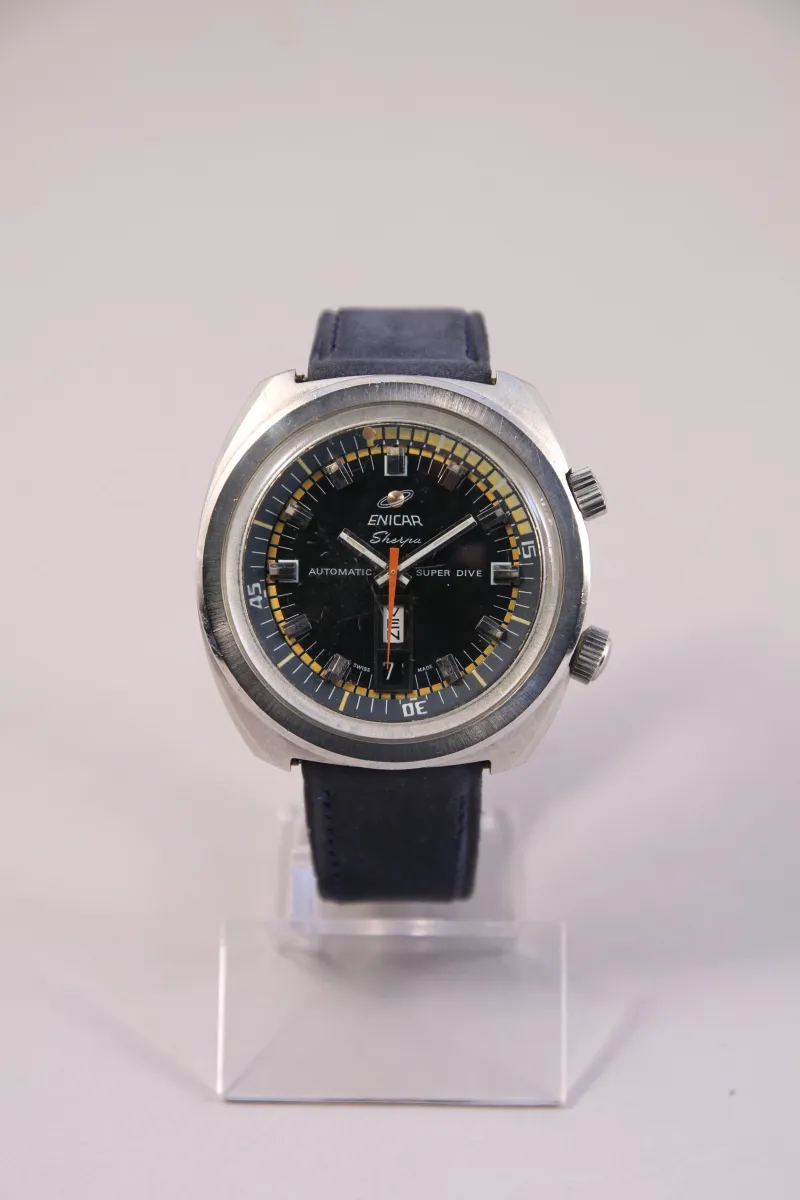 Enicar Sherpa 43mm Stainless steel Black