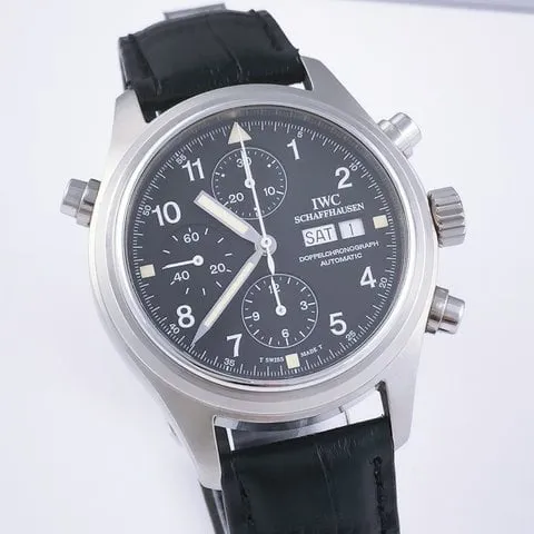 IWC Pilot IW3713 42mm Stainless steel Black