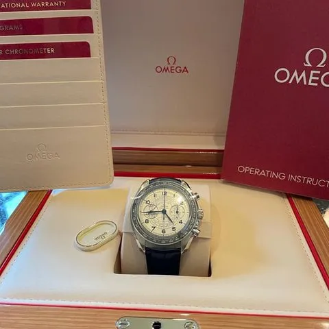 Omega Speedmaster 329.33.43.51.02.001 43mm Steel White