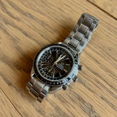 Omega Speedmaster Day Date 3220.50.00 40mm Steel Black