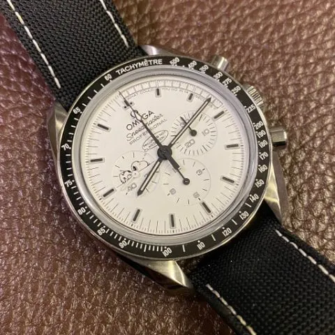 Omega Speedmaster Moon watch 311.32.42.30.04.003 42mm Steel White