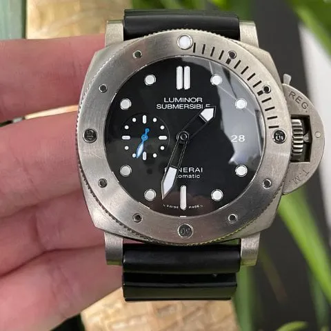 Panerai Submersible PAM 01305 47mm Titanium Black