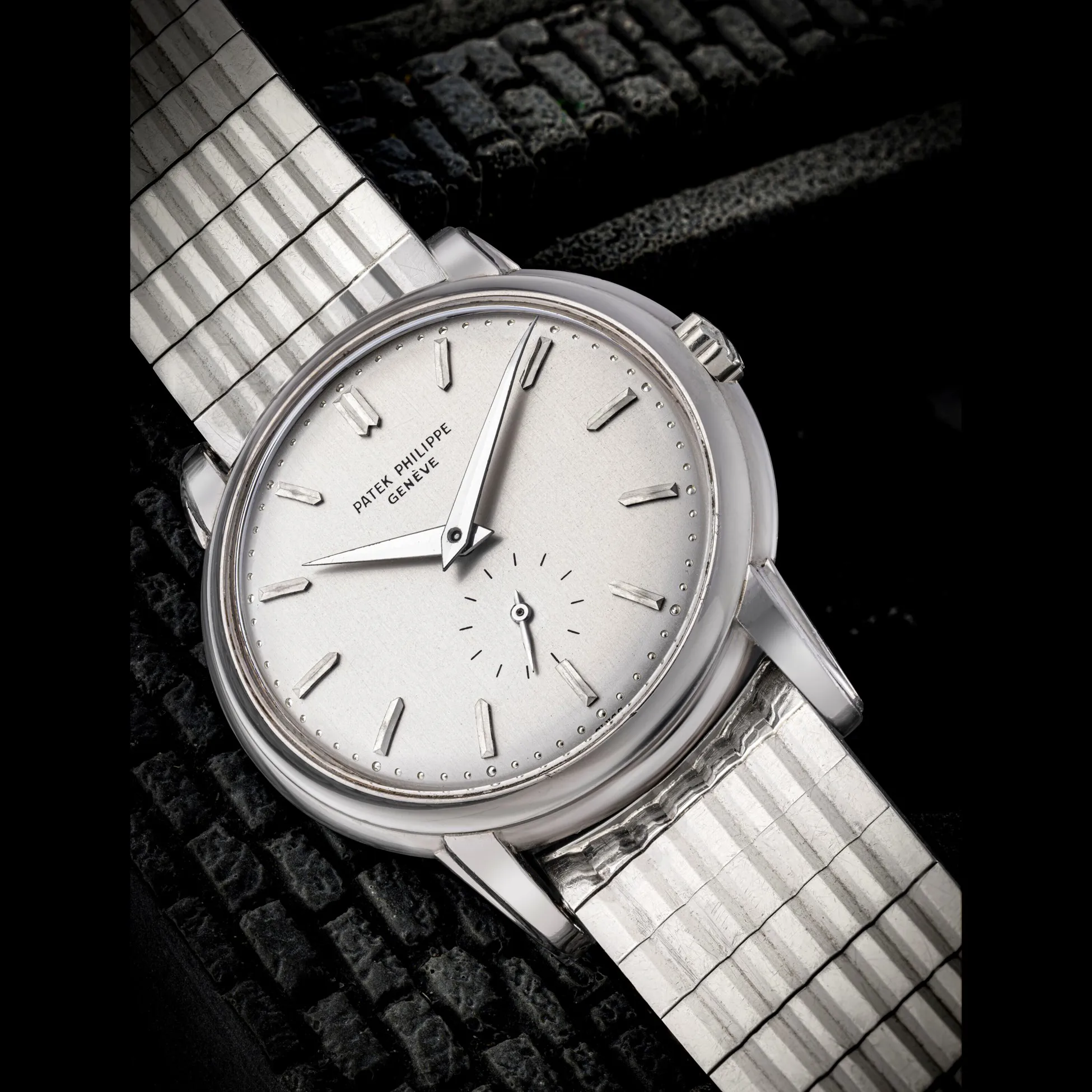 Patek Philippe Calatrava 2551 36mm White gold Silver