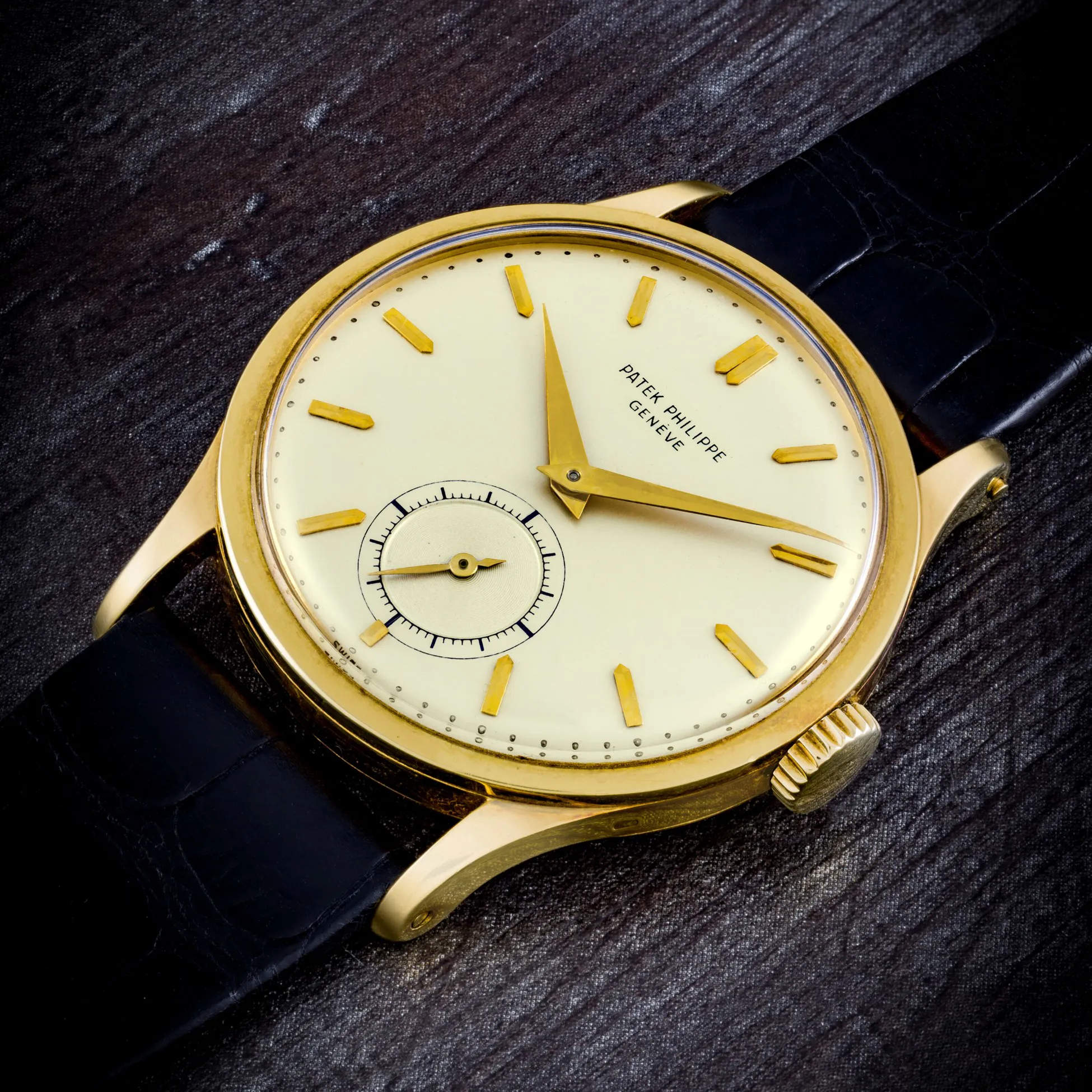 Patek Philippe Calatrava 570 35mm Yellow gold Silver