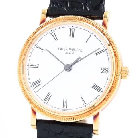 Patek Philippe Calatrava 3802/200 33mm Yellow gold White