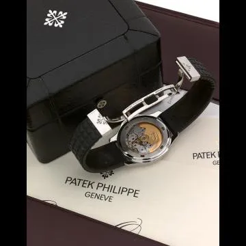 Patek Philippe Aquanaut 5065A-001 39mm Stainless steel Black 1