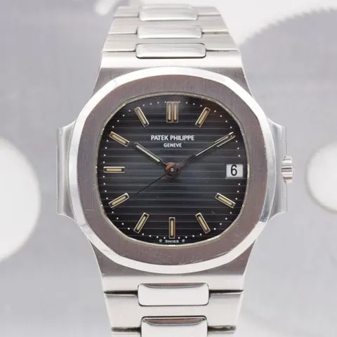 Patek Philippe Nautilus 3800/1A 37mm Stainless steel Blue