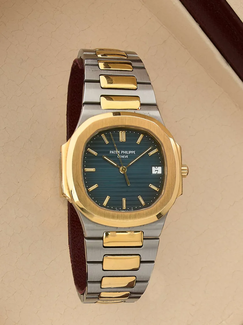 Patek Philippe Nautilus 3900 33mm Stainless steel Black