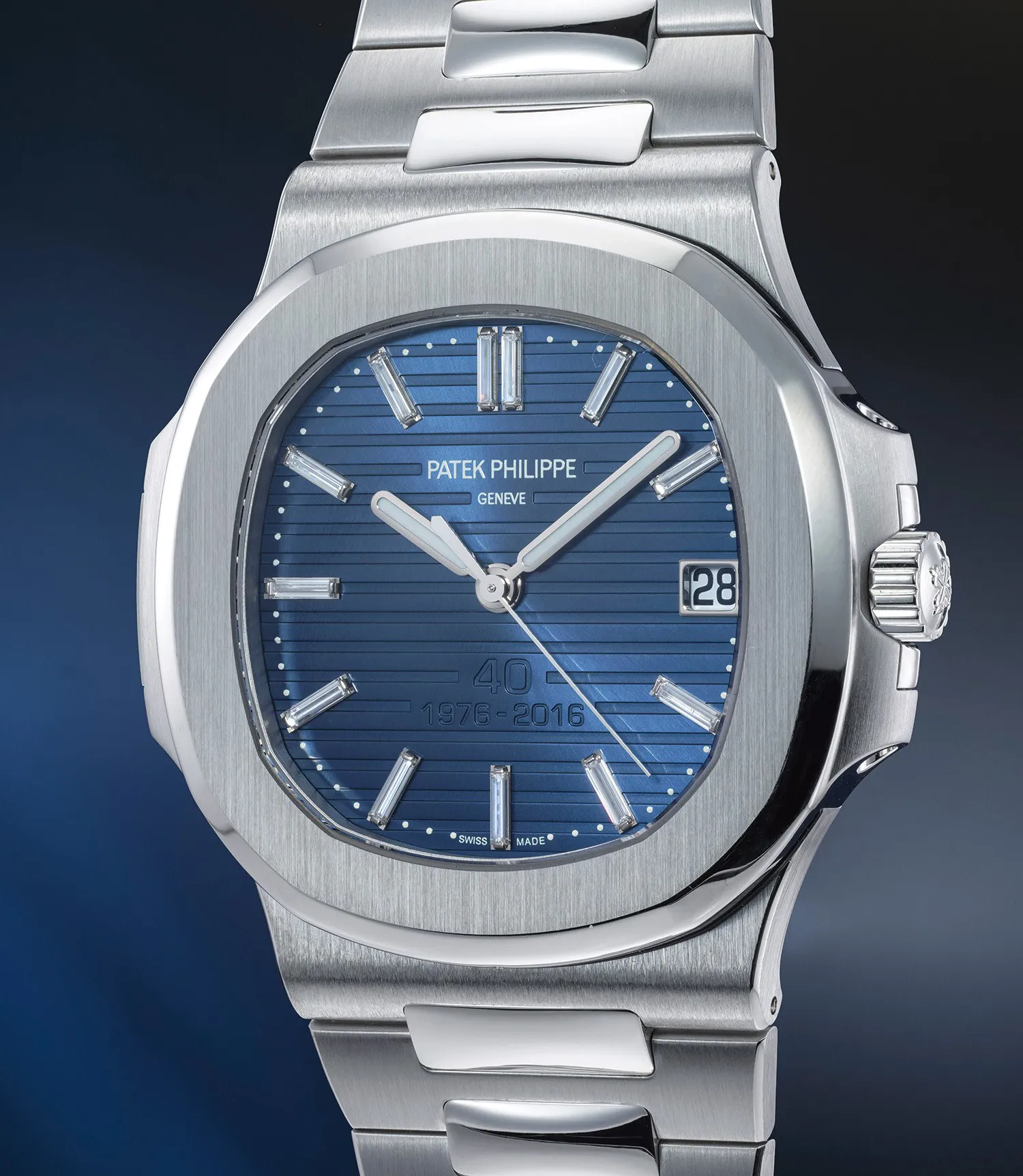 Patek Philippe Nautilus 5711/1P-001 40mm Platinum Blue