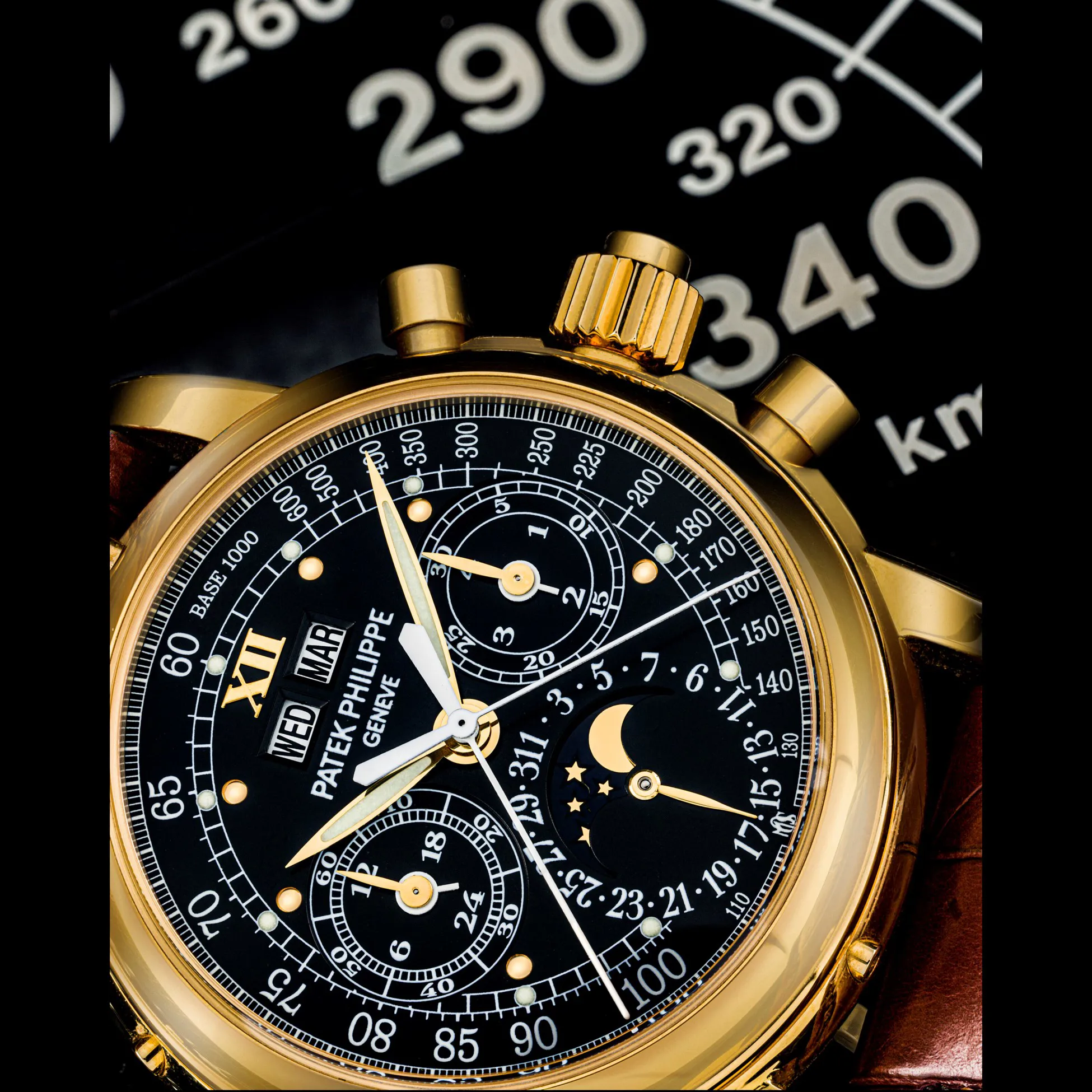 Patek Philippe Perpetual Calendar 5004J-017 36mm Yellow gold Balck 2