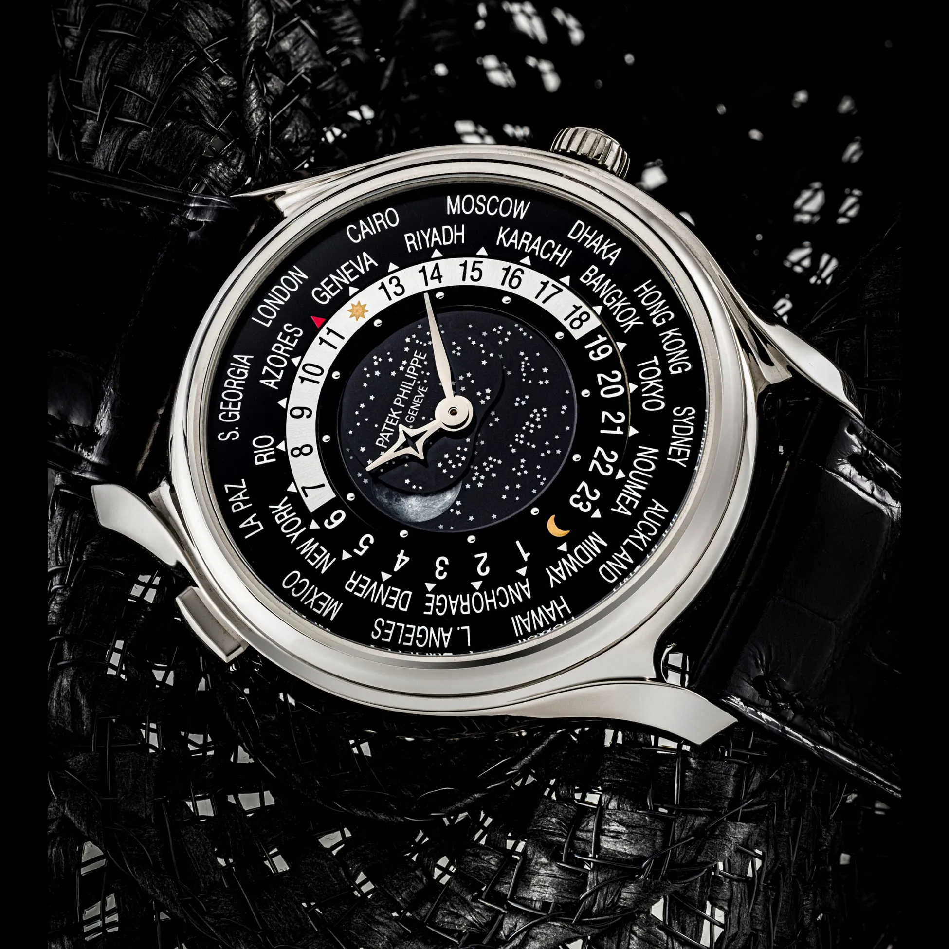 Patek Philippe World Time 5575G 40mm White gold Black