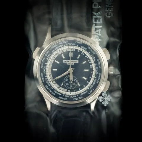 Patek Philippe World Time Chronograph 5930G-001 40mm White gold Blue