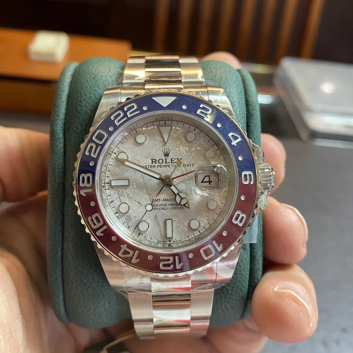 Rolex GMT-Master II 126719BLRO 40.5mm White gold Silver