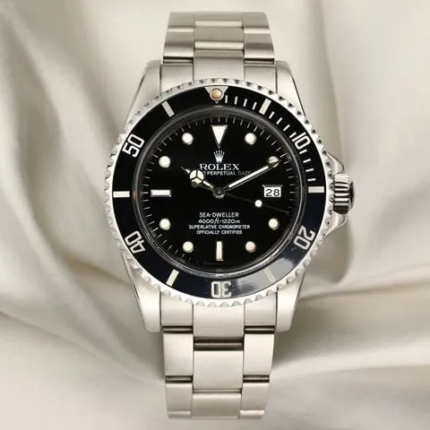 Rolex Sea-Dweller 16660 40mm Stainless steel