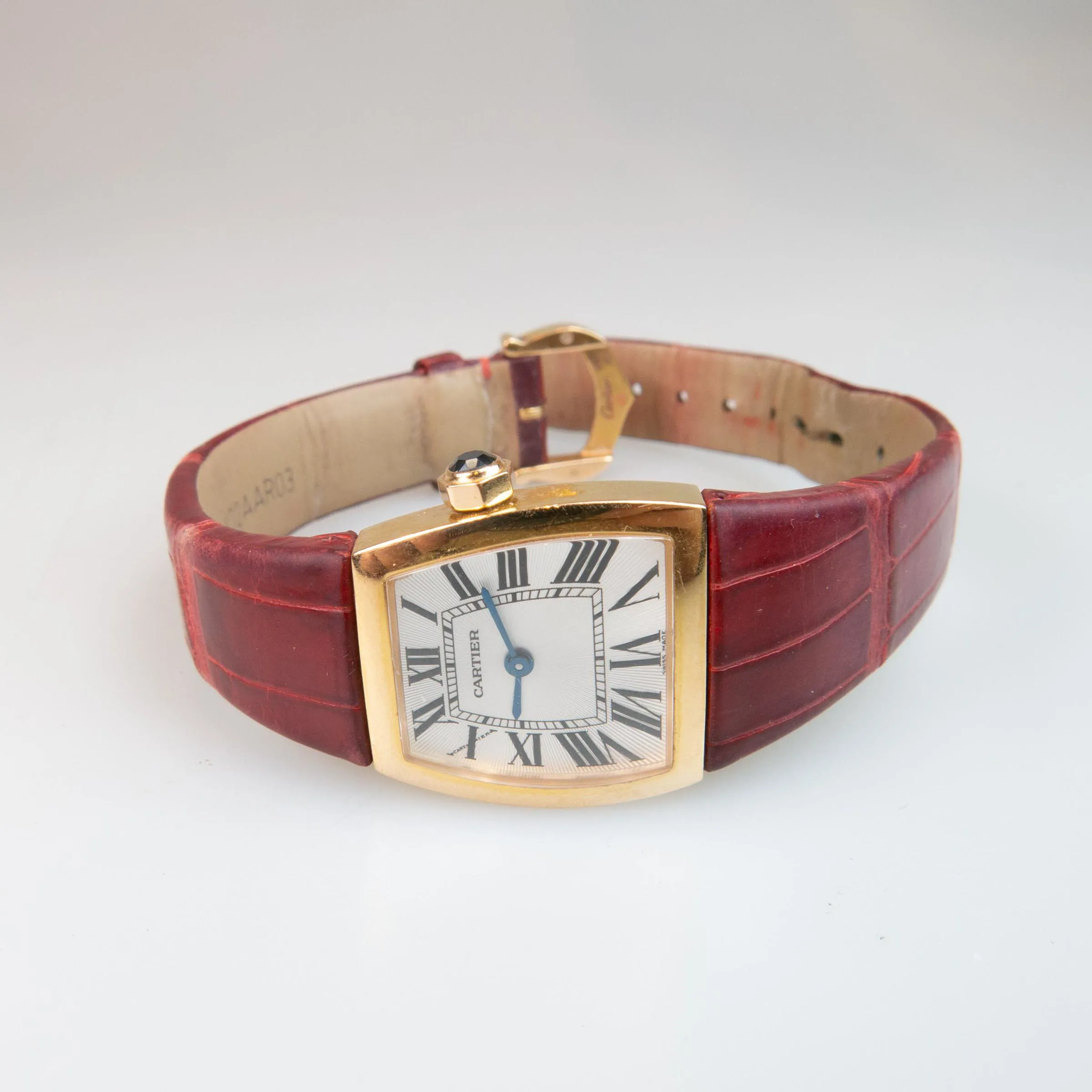 Cartier La Dona de Cartier 2904 22mm Yellow gold Silver