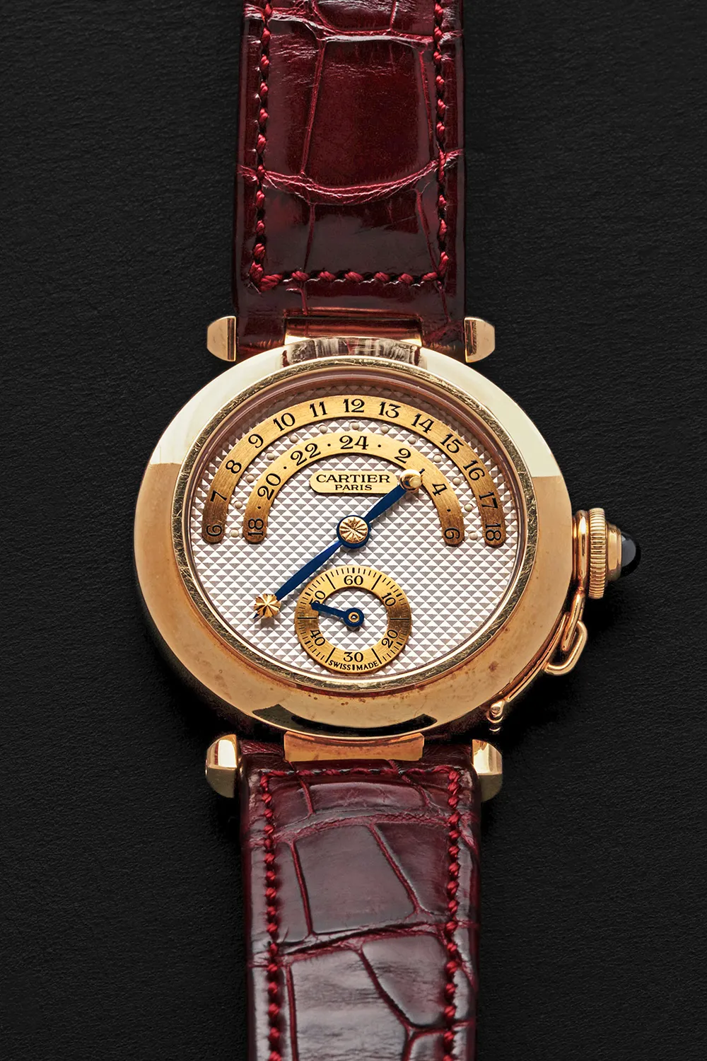 Cartier Pasha 2889 38mm Yellow gold silvered guilloché eccentric