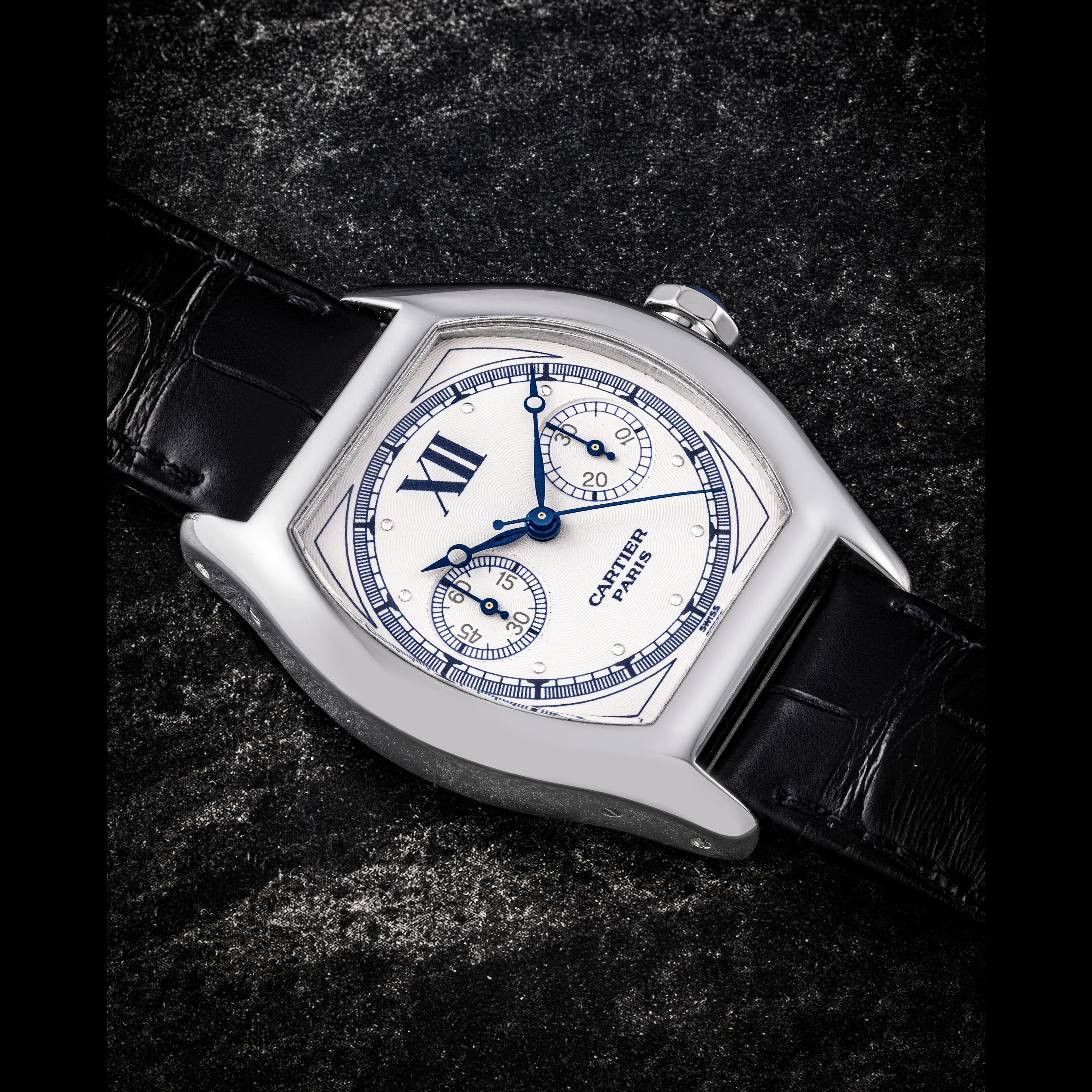 Cartier Tortue 2396 34mm White gold Silver