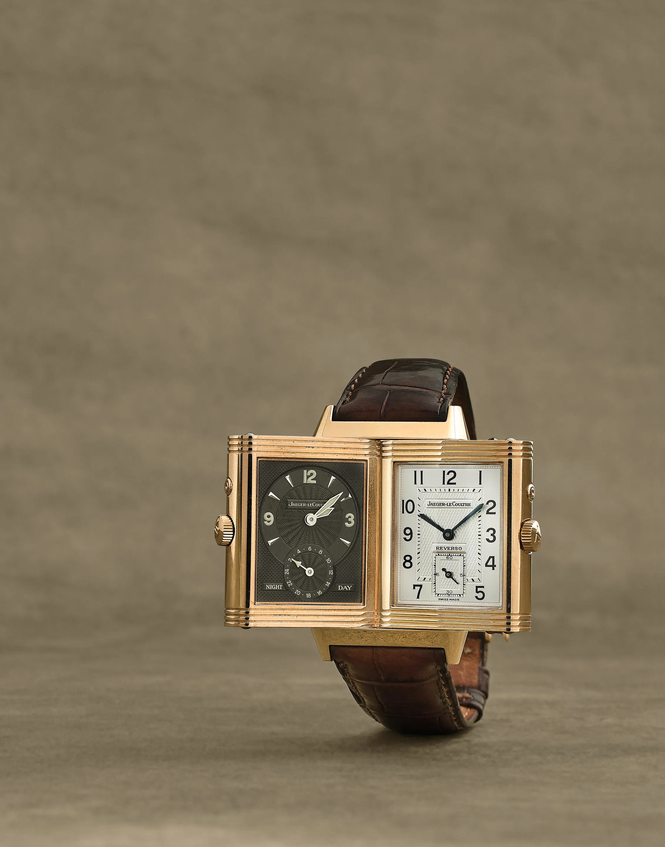 Jaeger-LeCoultre Reverso 270.3.54 26mm Rose gold Black