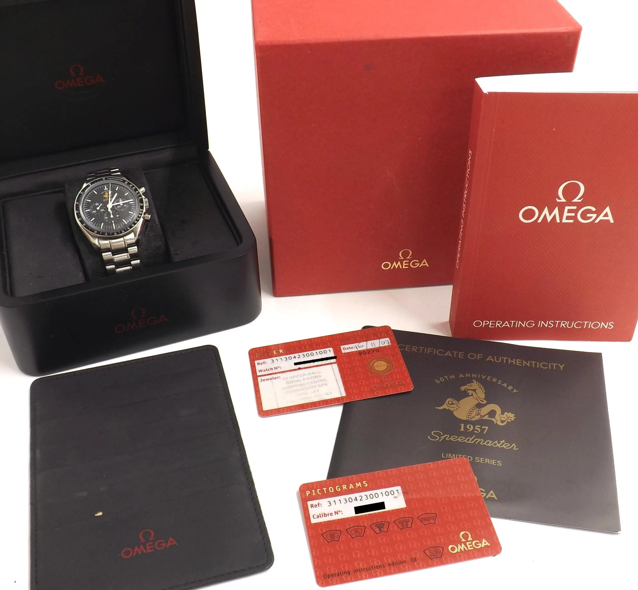 Omega Speedmaster Moonwatch 311.30.42.30.01.001 40mm Stainless steel Black