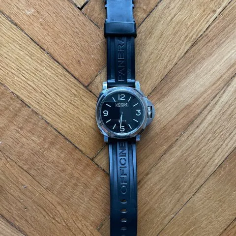 Panerai Luminor PAM 00560 Stainless steel Black