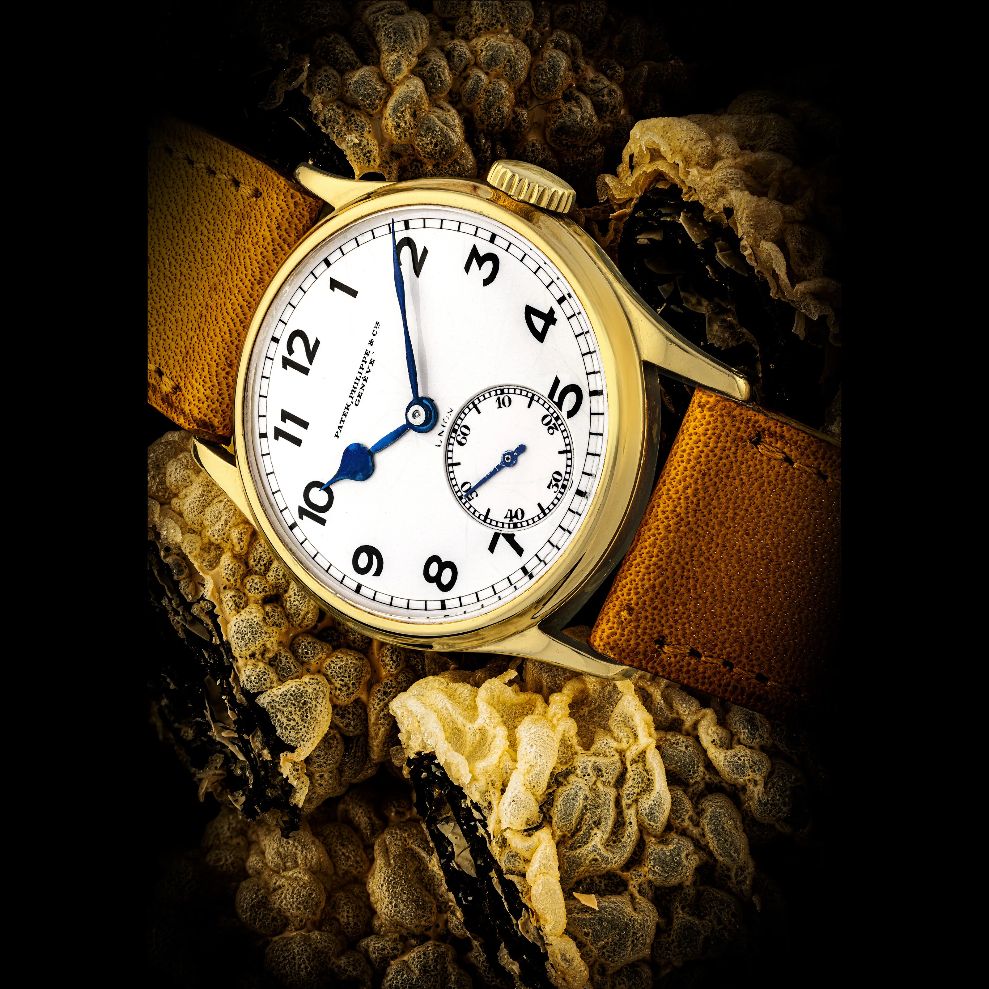 Patek Philippe Chronograph 130 32.5mm Yellow gold White