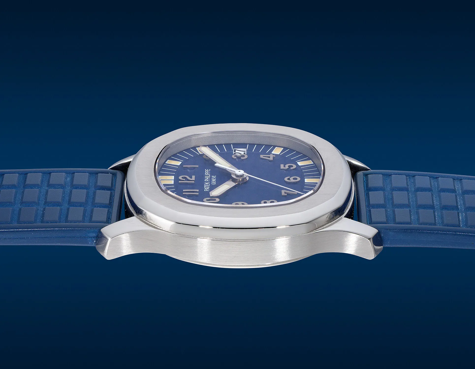 Patek Philippe Aquanaut 5066A 010 36mm Stainless steel Blue 4