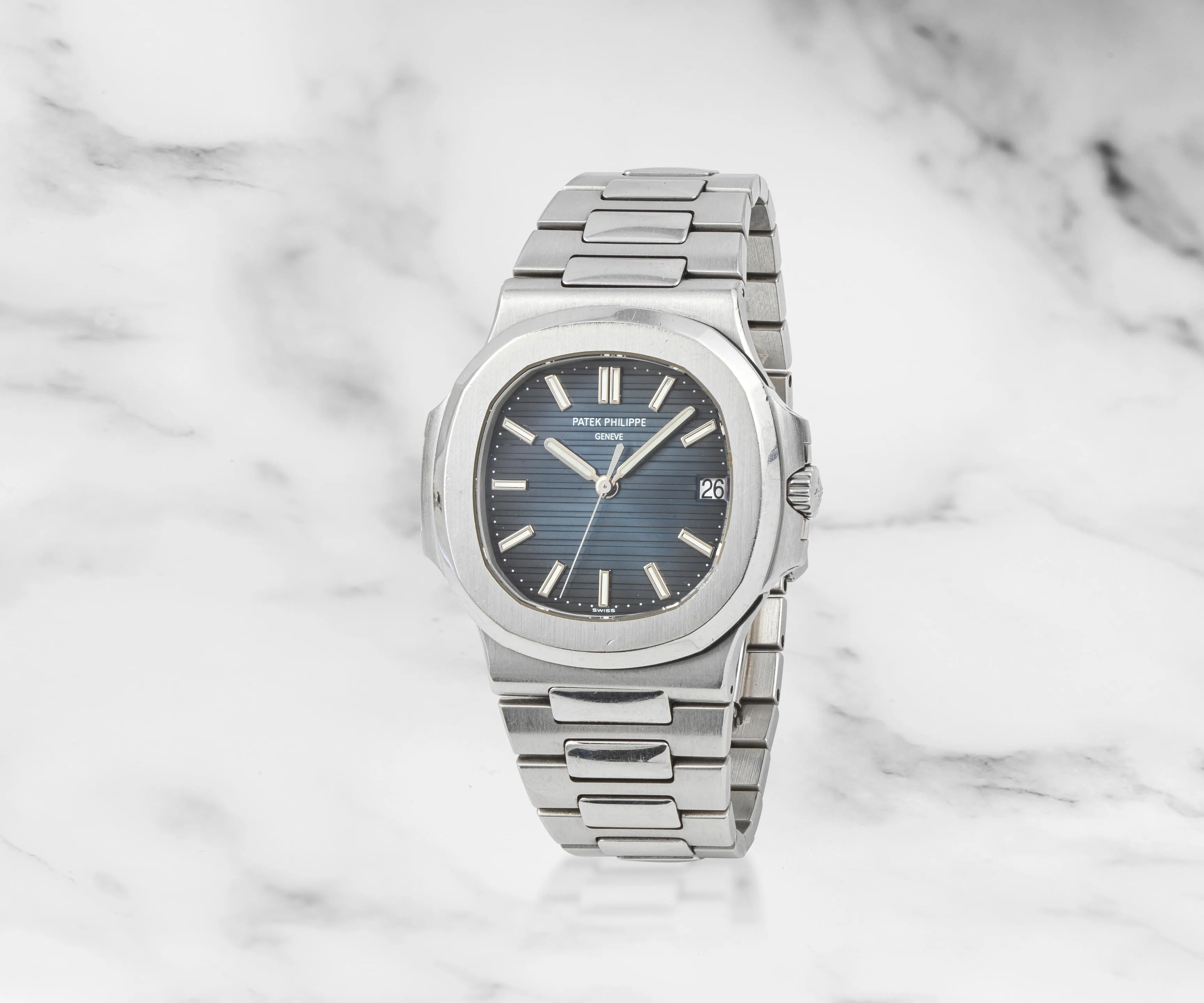 Patek Philippe Nautilus 5711/1A-001 40mm Stainless steel Blue