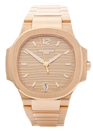 Patek Philippe Nautilus 7118/1R-010 35mm Rose gold Brown