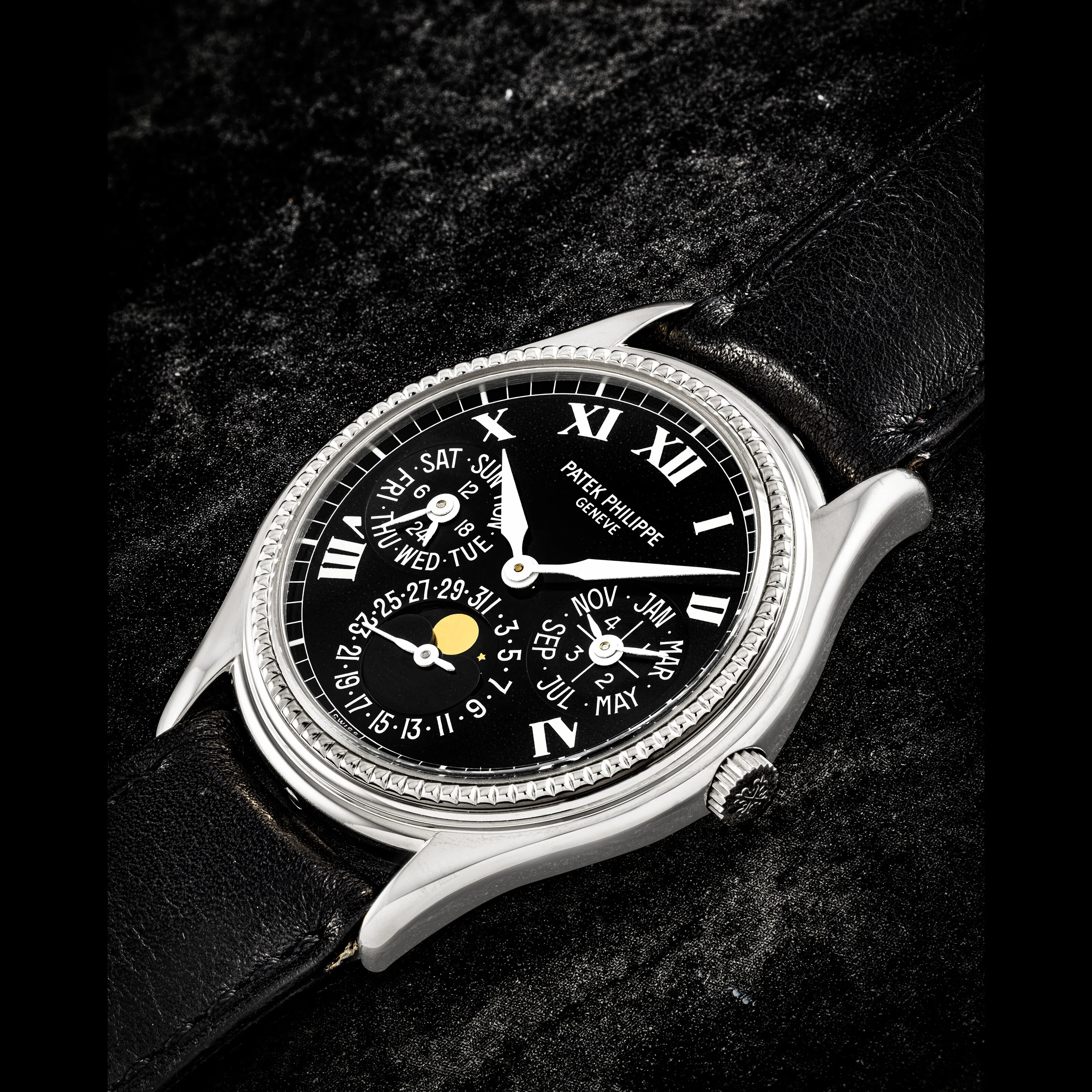 Patek Philippe Perpetual Calendar 5038G 36mm White gold Black