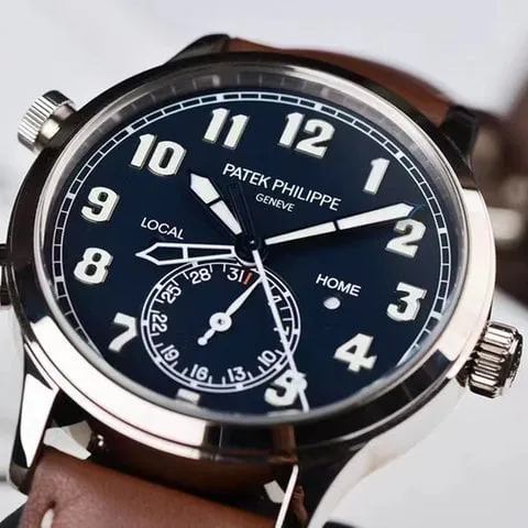 Patek Philippe Calatrava Pilot Travel Time 5524G-001 42mm White gold Blue