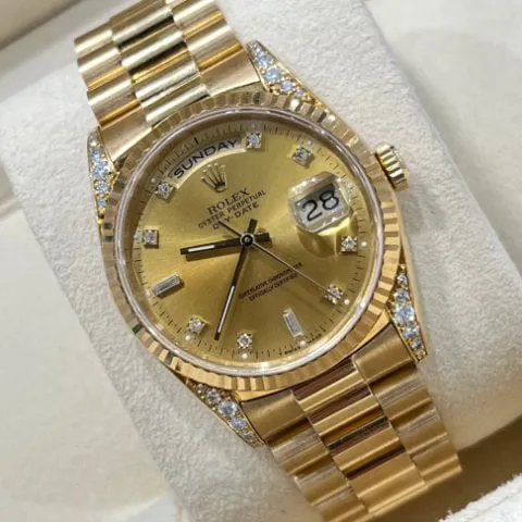 Rolex Day-Date 36 118338 36mm Yellow gold Champagne