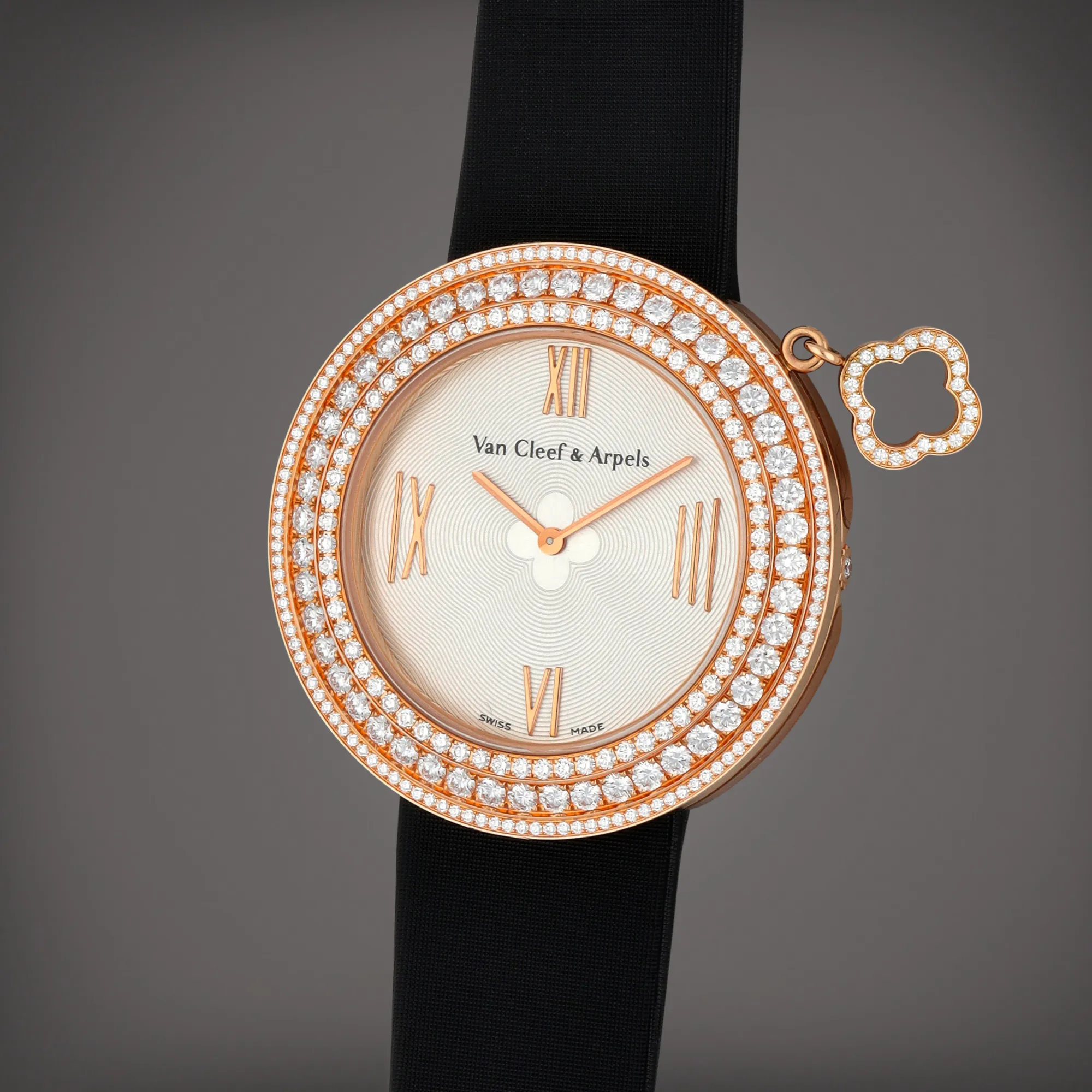 Van Cleef & Arpels 2572115 38mm Rose gold Silver