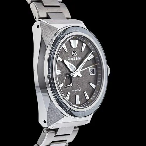 Grand Seiko Spring Drive 44.5mm Titanium Gray 3