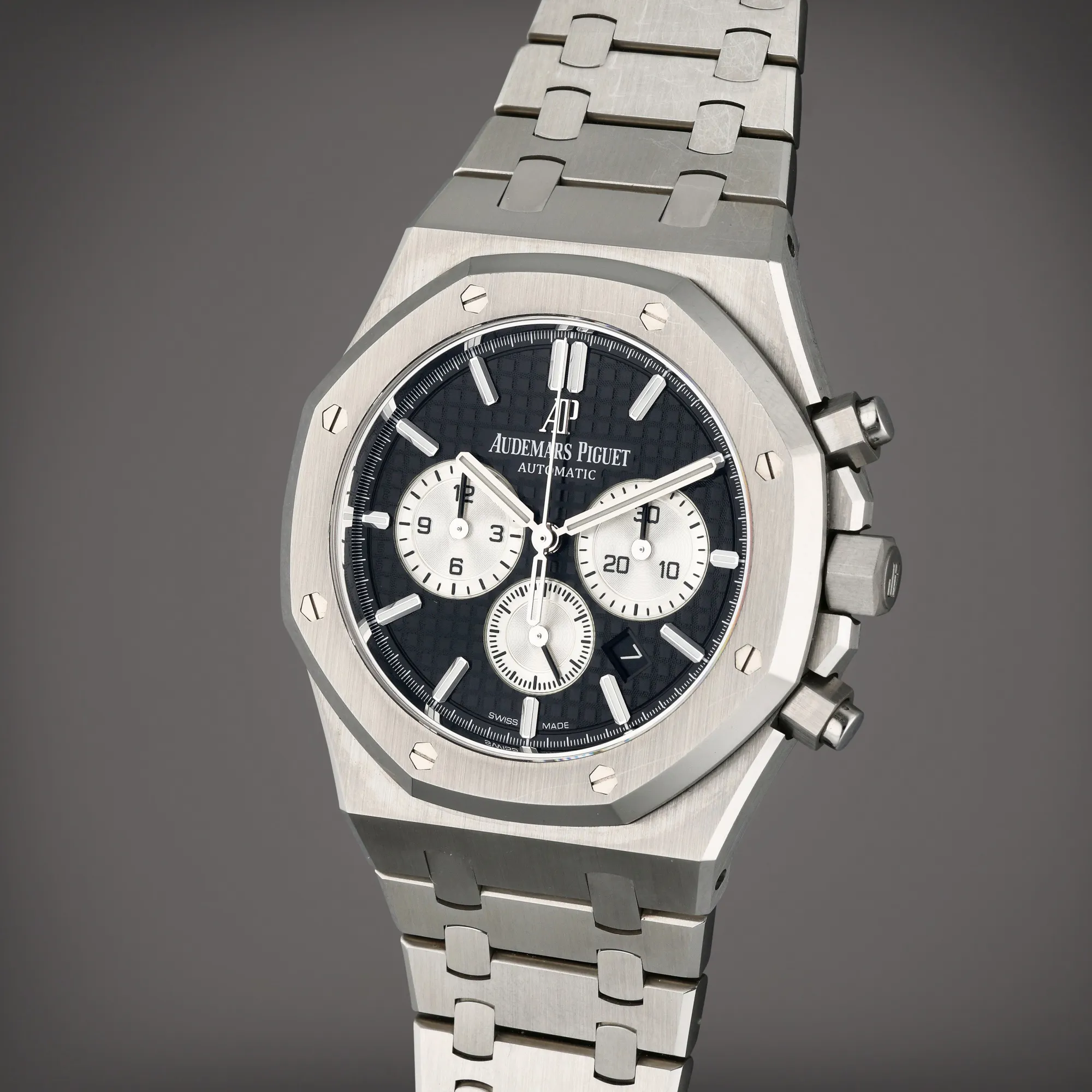 Audemars Piguet Royal Oak 26331ST.OO.1220ST.02 41mm Stainless steel Black