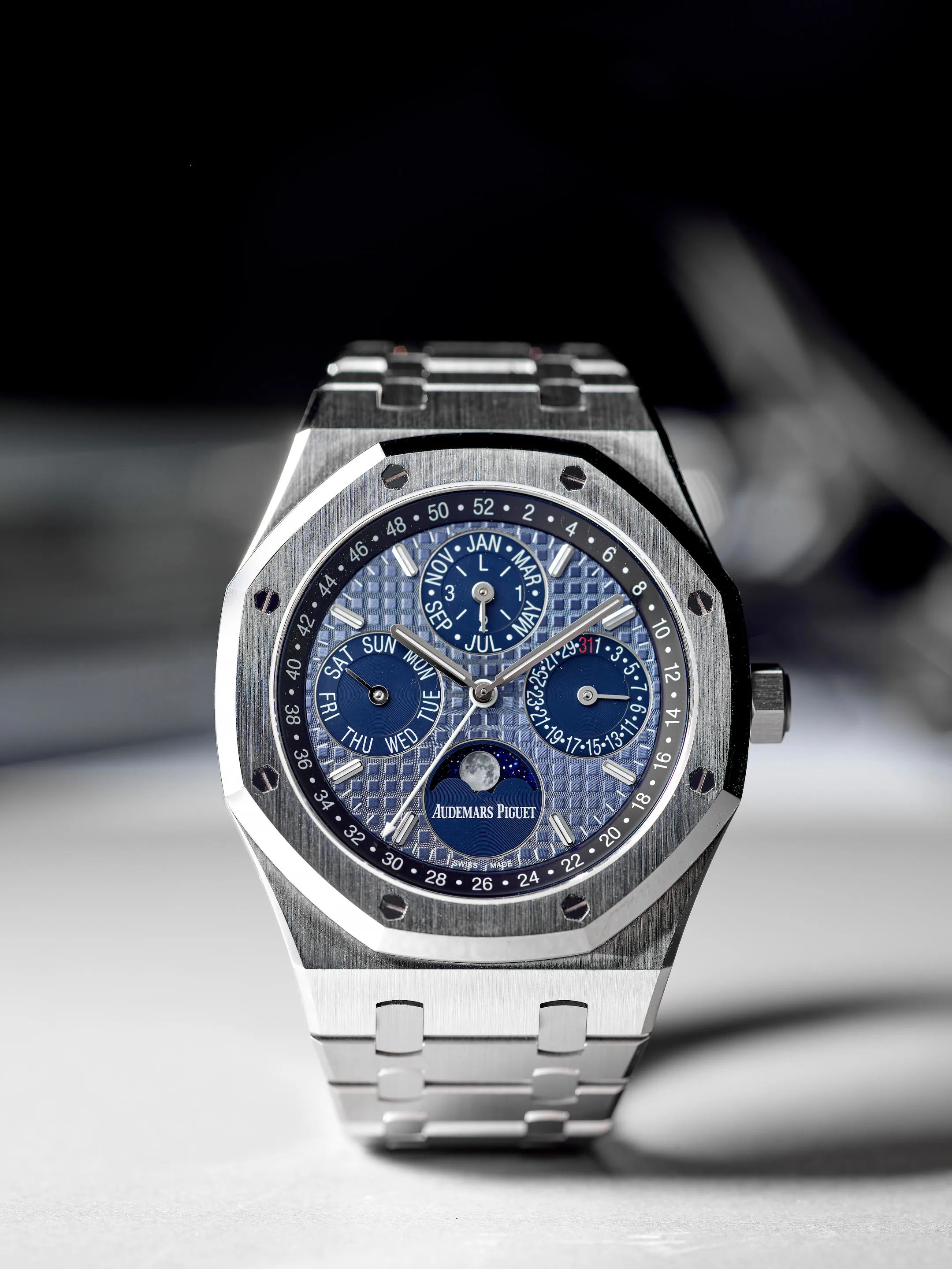 Audemars Piguet Royal Oak Perpetual Calendar 26574ST 41mm Stainless steel Blue