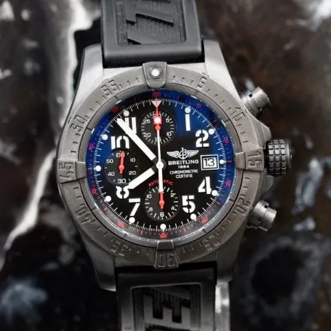 Breitling Avenger Skyland M1338010 Stainless steel Black