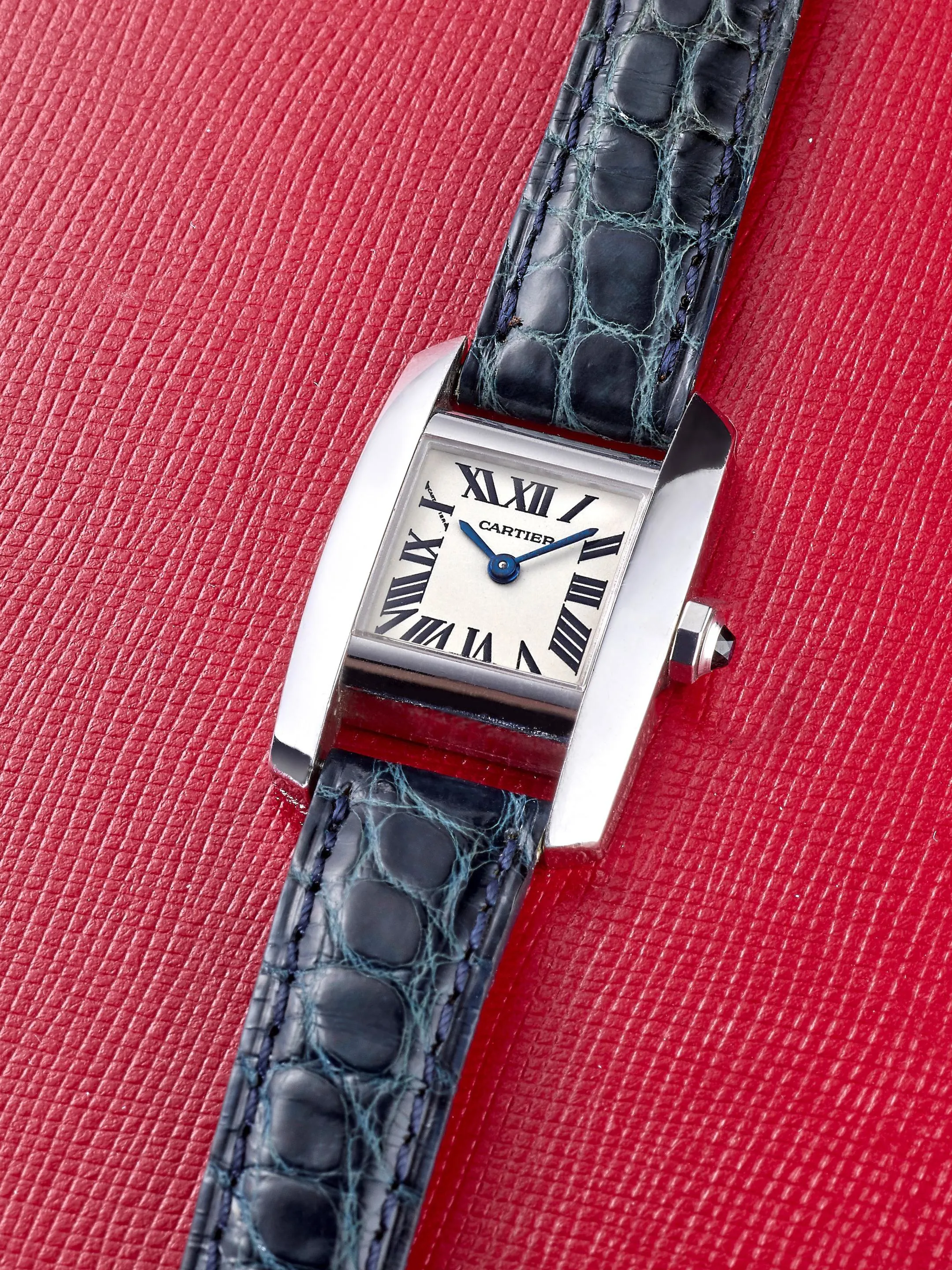 Cartier Tank 2825 20.5mm White gold White