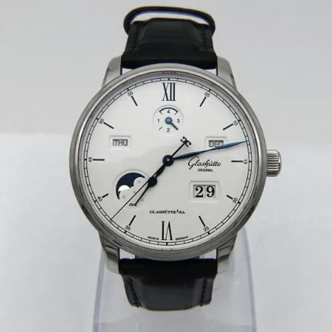 Glashütte Senator 1-36-02-01-02-30 42mm Stainless steel White