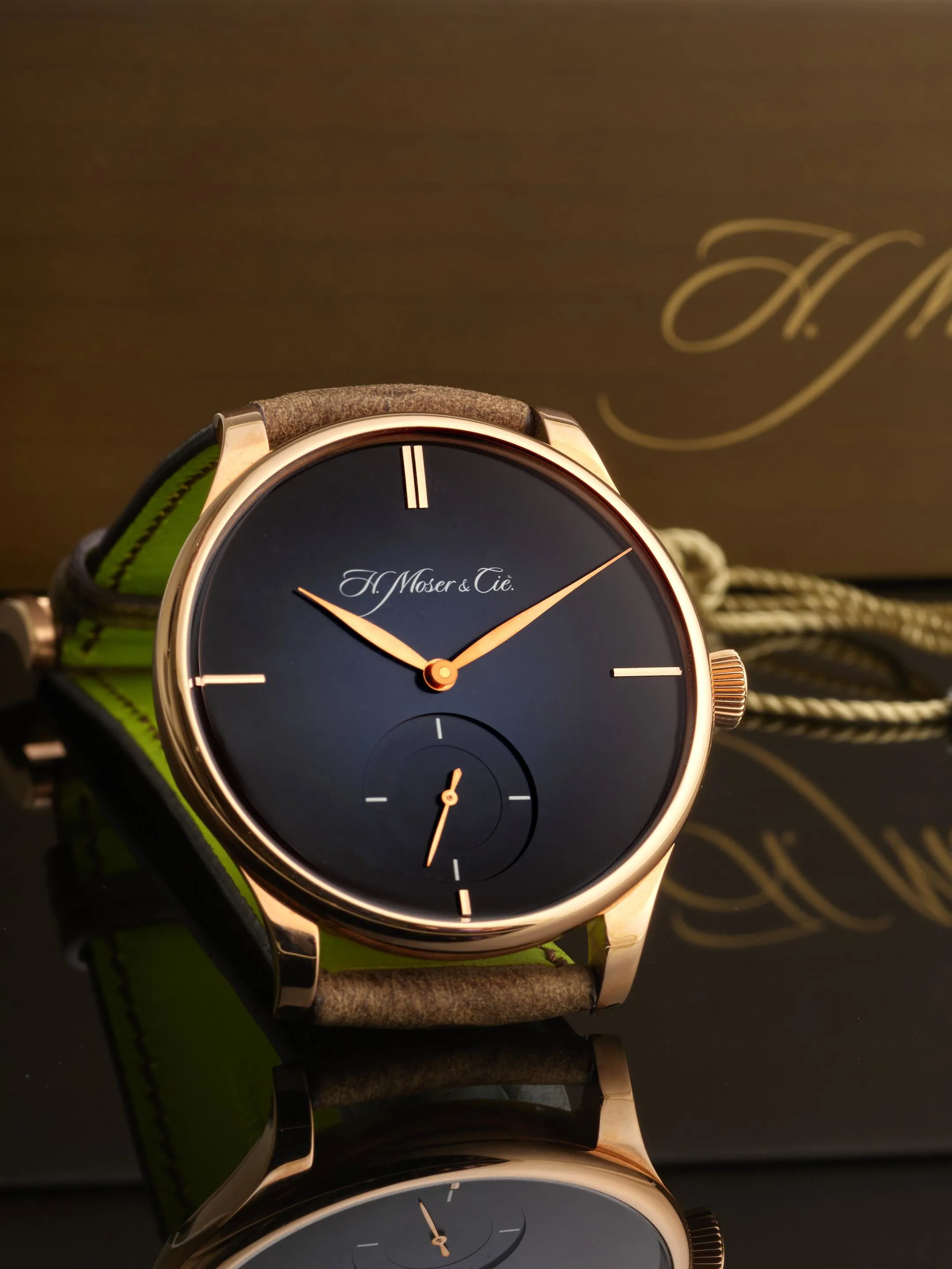 H. Moser & Cie. Venturer 2327-0407 43mm Rose gold Blue