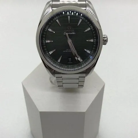 Omega Aqua Terra 220.10.41.21.10.001 41mm Steel Green