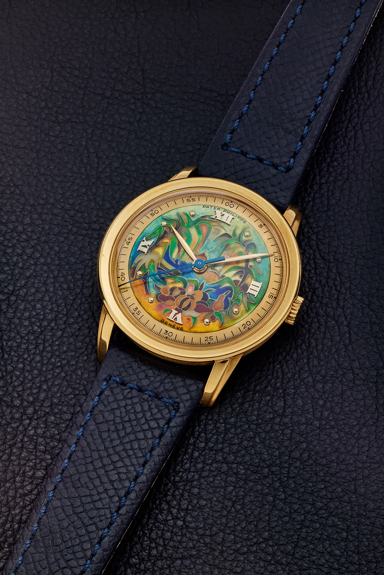 Patek Philippe Calatrava 2481 36.5mm Yellow gold Enamel 7