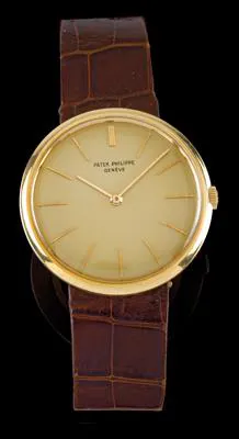 Patek Philippe Calatrava 2591 35mm Yellow gold Champagne