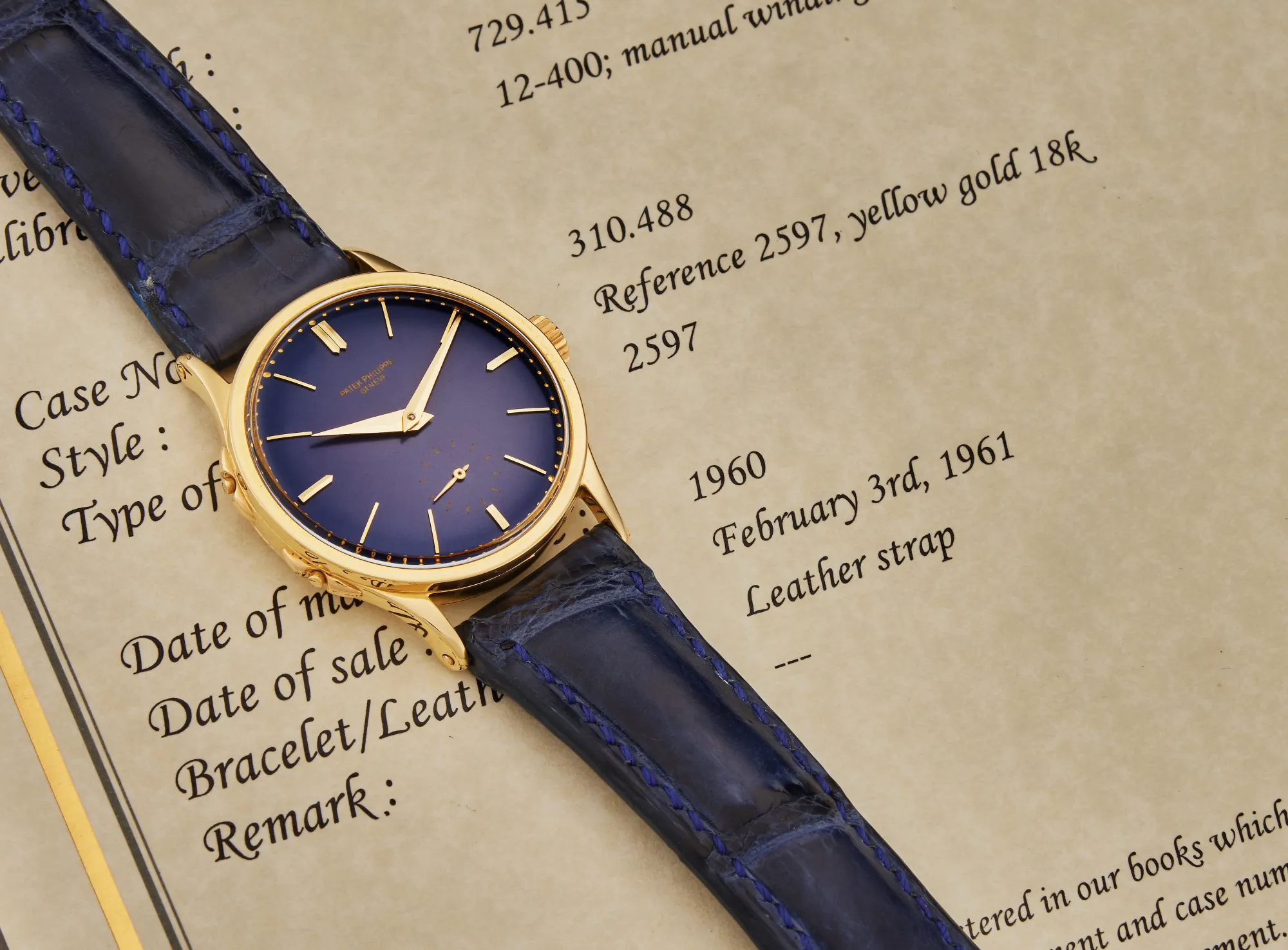 Patek Philippe Calatrava 2597 35mm Yellow gold Blue 1