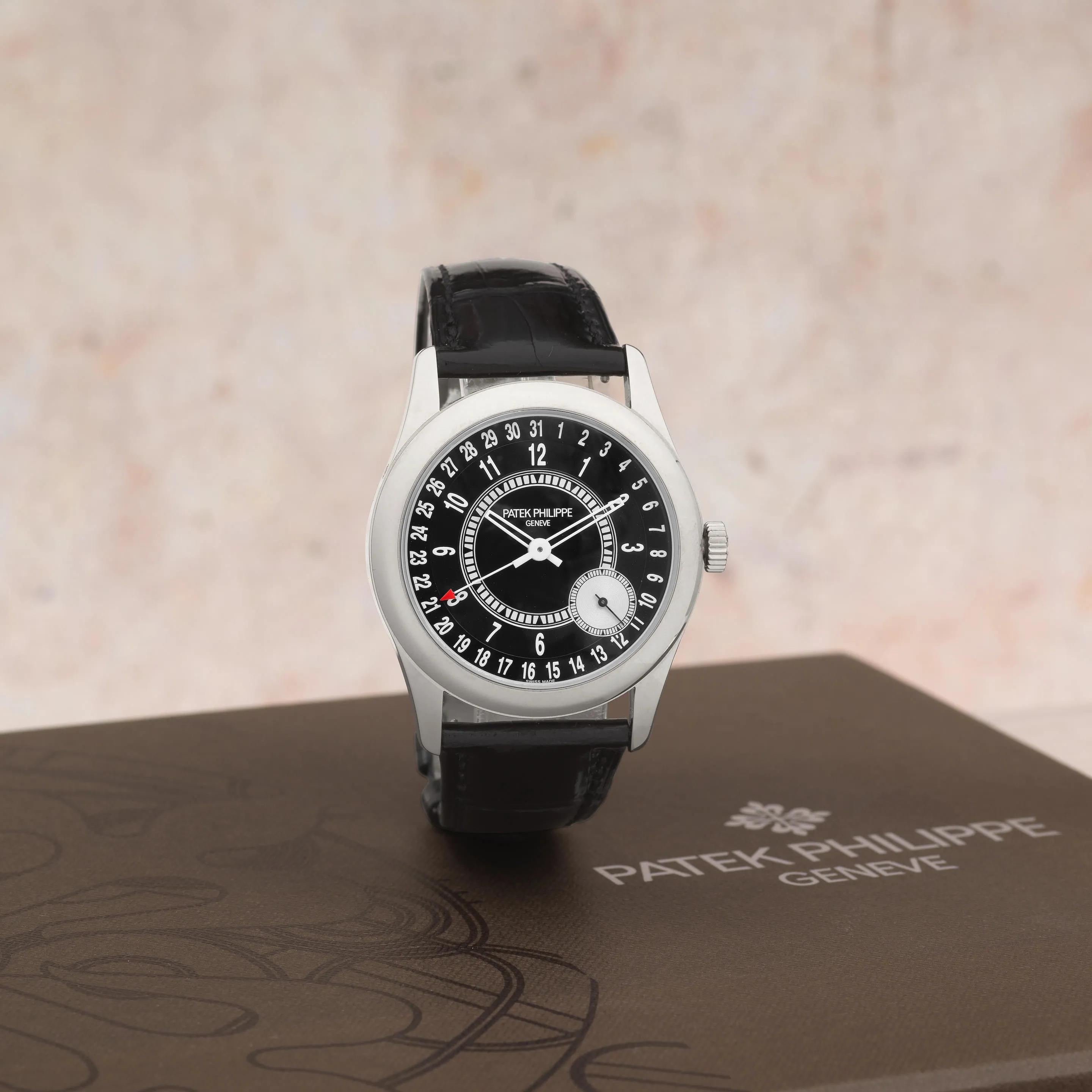 Patek Philippe Calatrava 6000G 39mm White gold Black