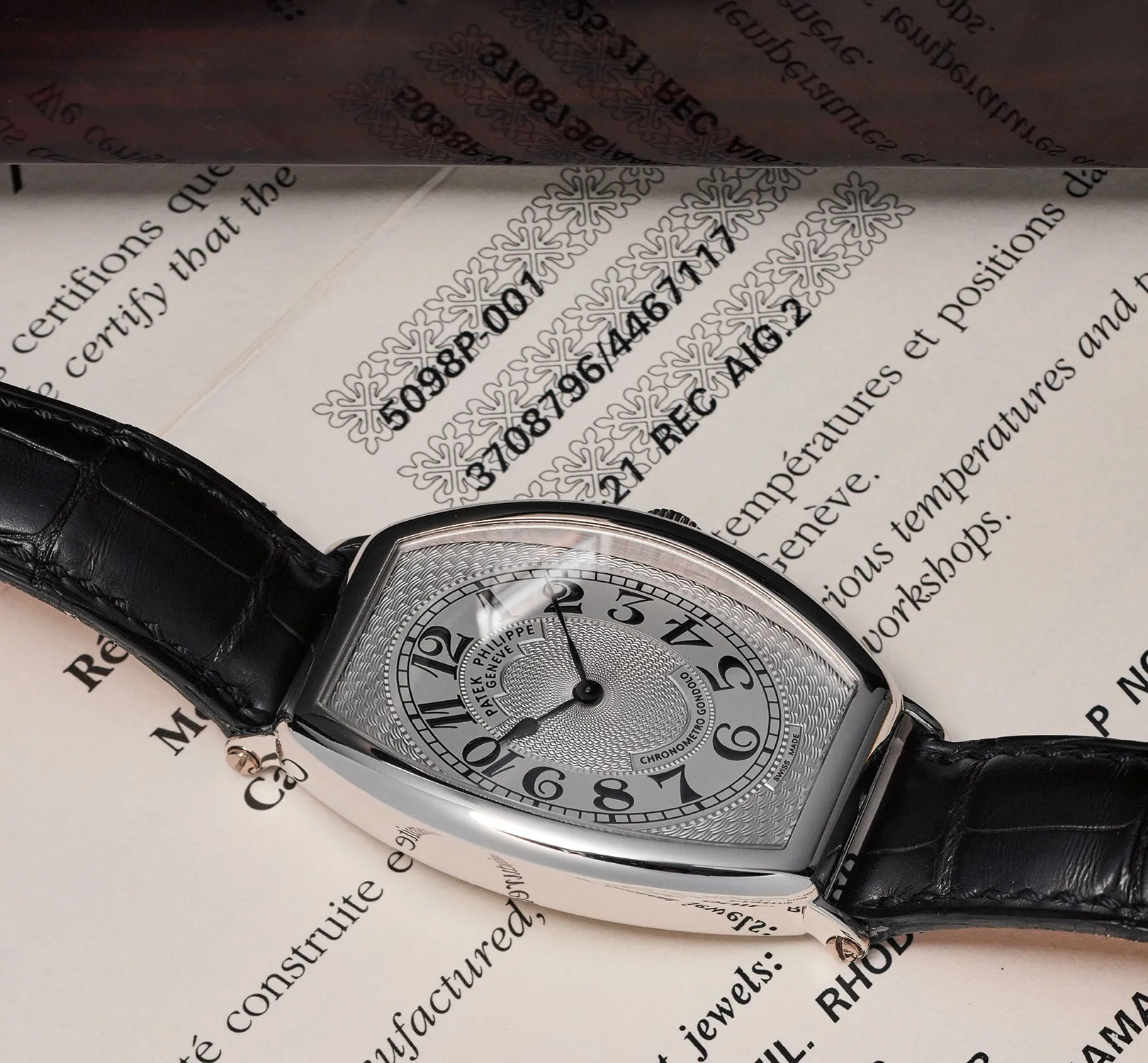 Patek Philippe Gondolo 5098 50mm Platinum White 1