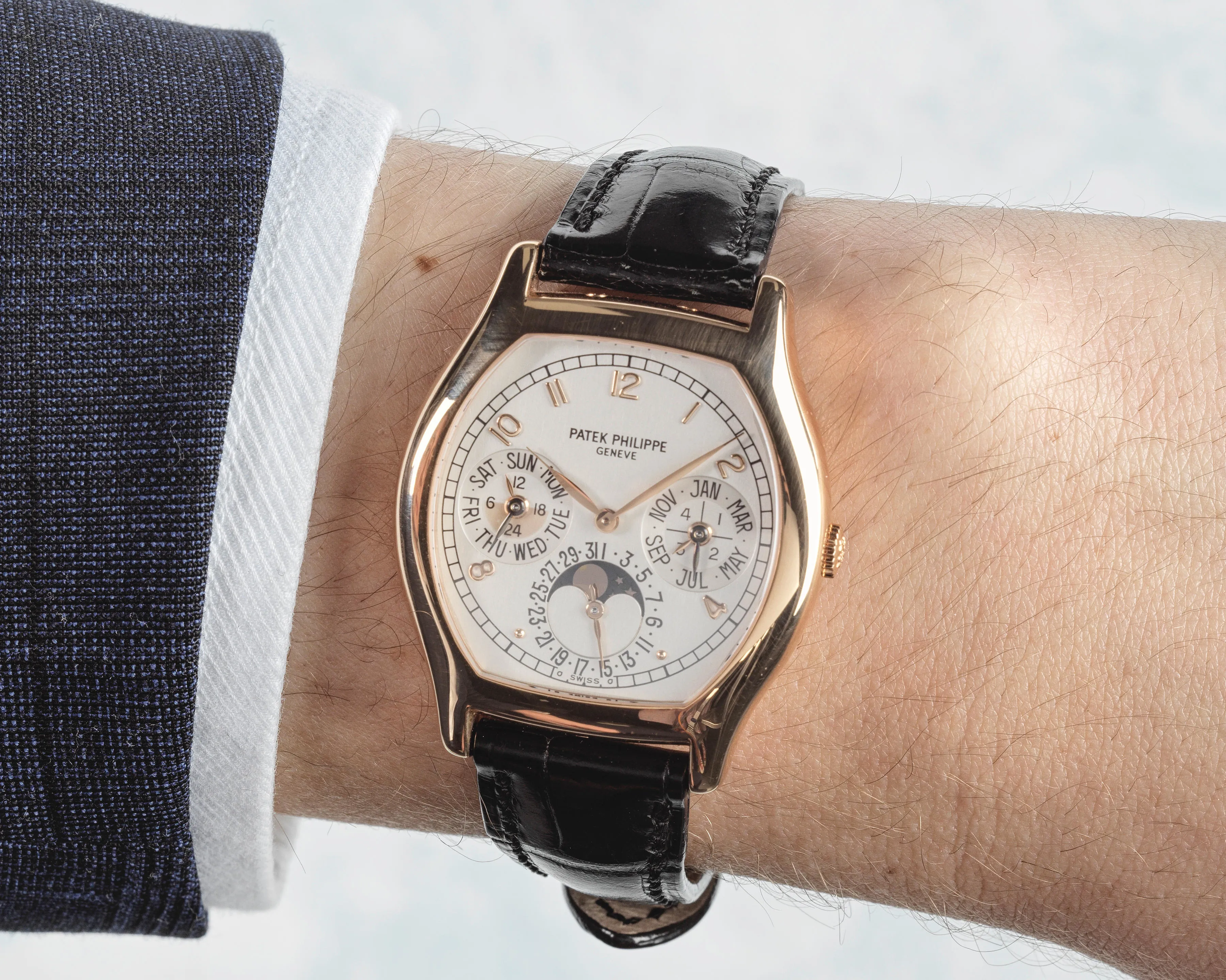 Patek Philippe Perpetual Calendar 5040R-016 35mm Rose gold Silver 2